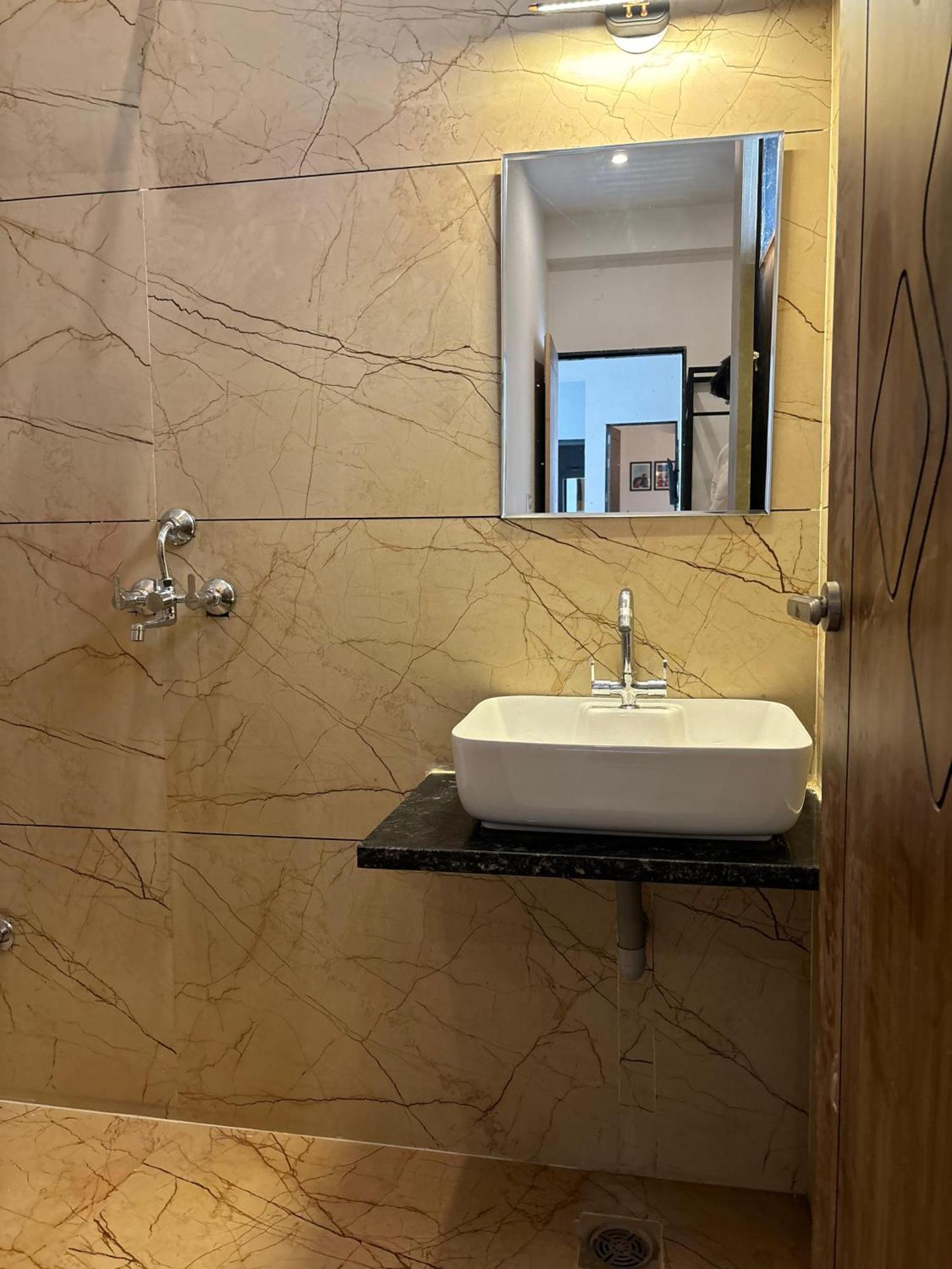 Apartmán Bingo Alwar Exteriér fotografie